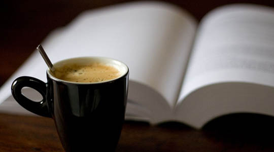leximi dhe kafeja